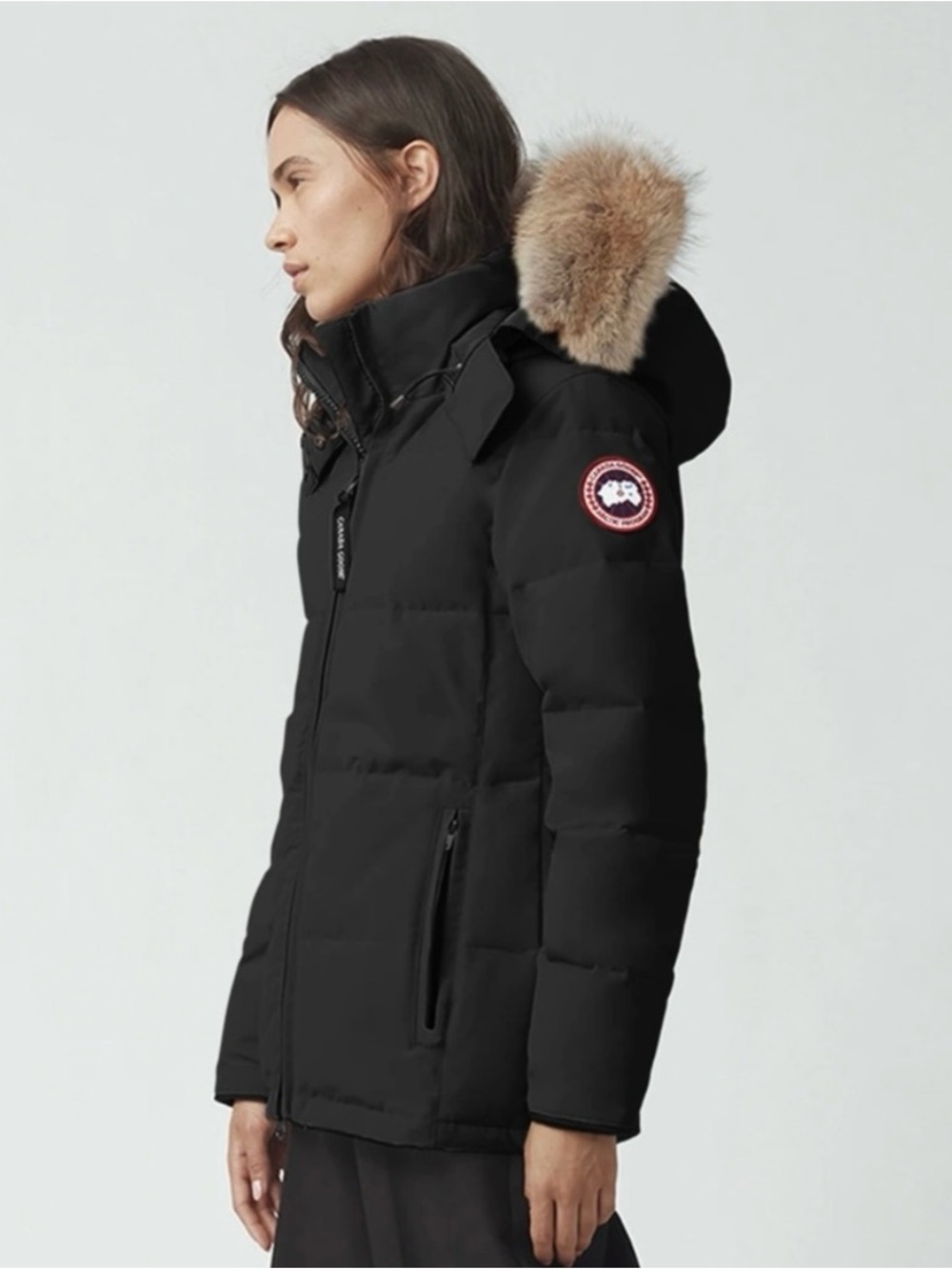 Canada Goose Chelsea Parka Black Puffer Jacket with Fur-Trim Hood - Picture 3 of 12